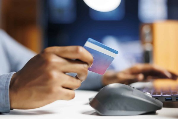 Quels sont les critères pour choisir une banque adaptée aux auto-entrepreneurs ?